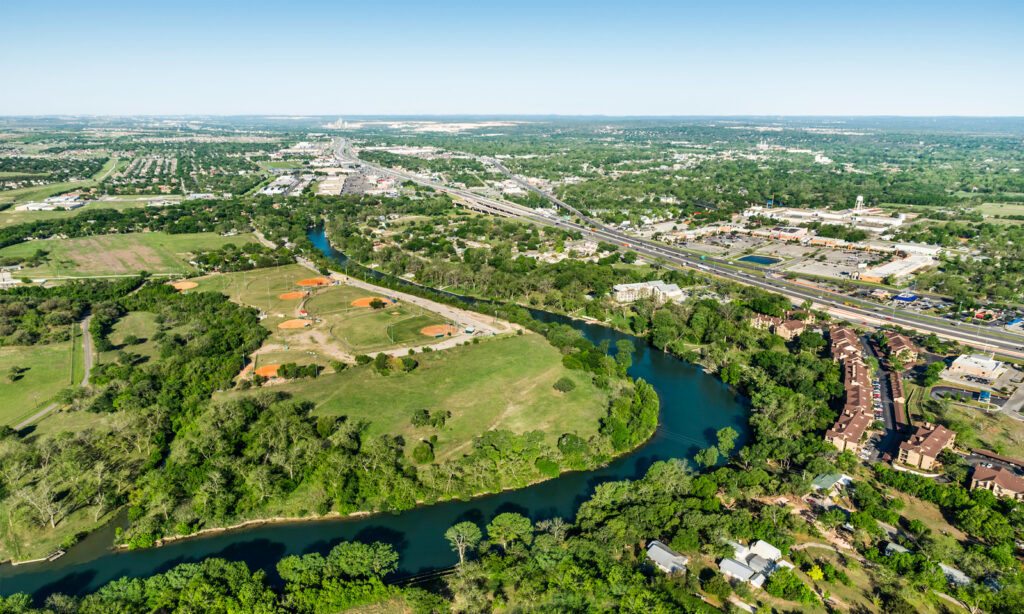 Guadalupe River, Interstate 35, New Braunfels, Aerial view